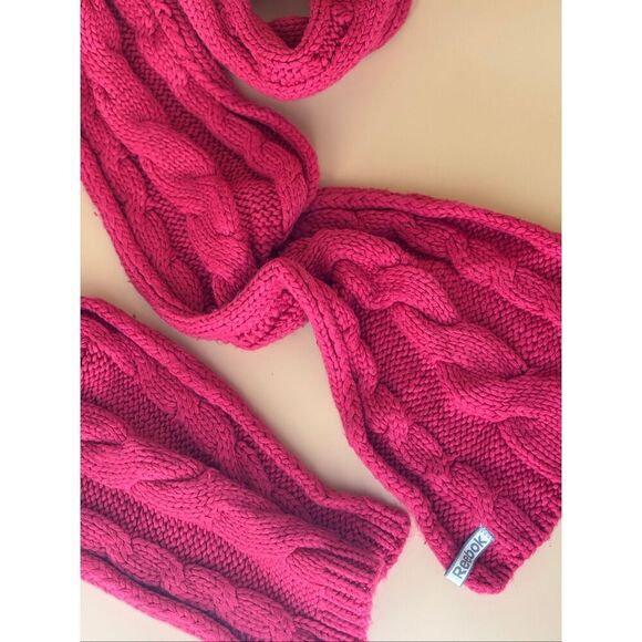Cable Knit Scarf Reebok - Picture 7 of 7